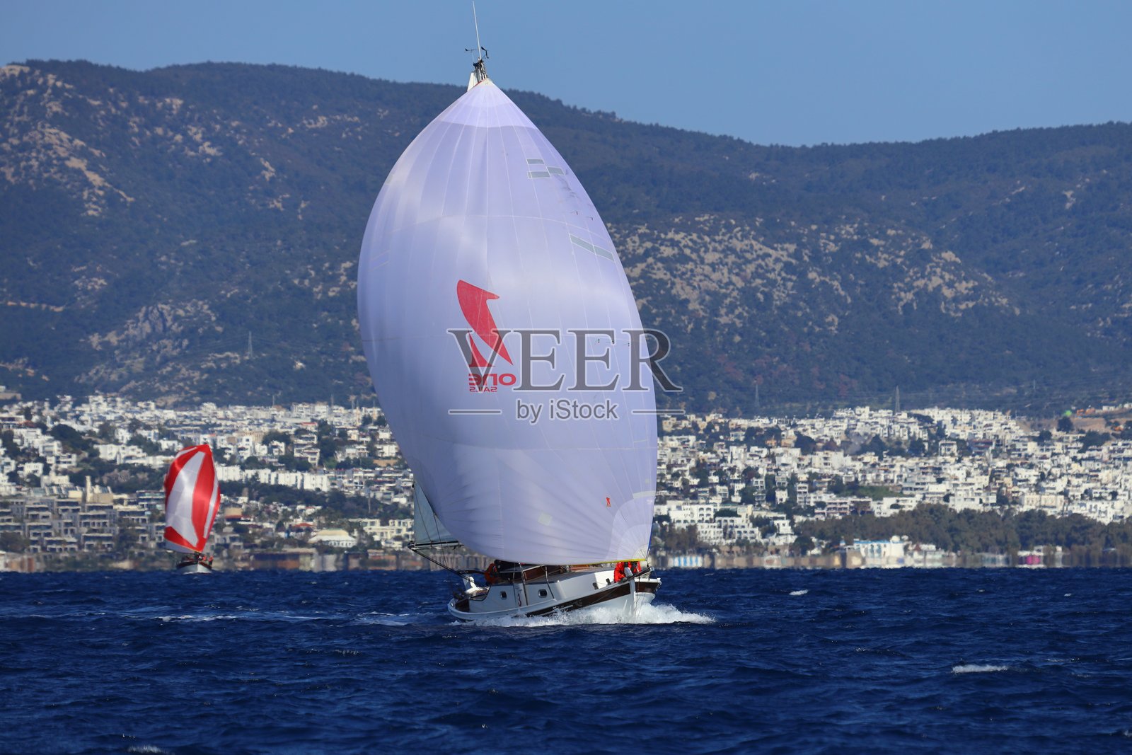 木质“提尔汉迪尔”古莱特帆船。照片摄影图片