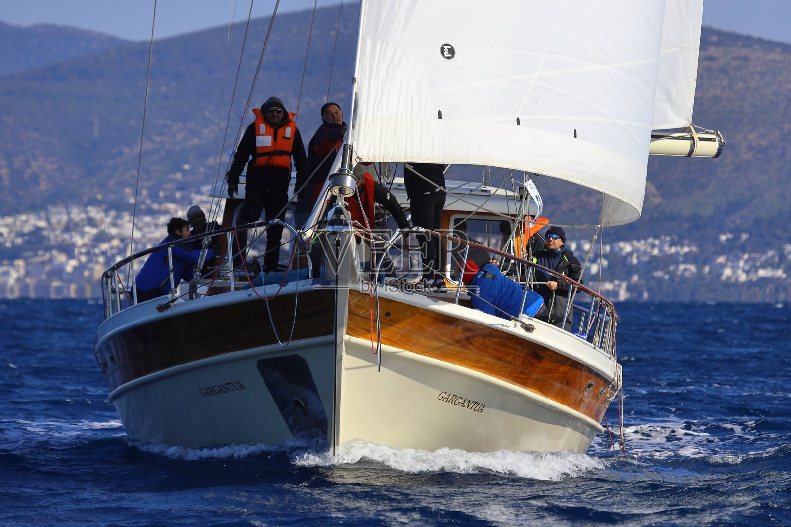 木质“提尔汉迪尔”古帆船。照片摄影图片