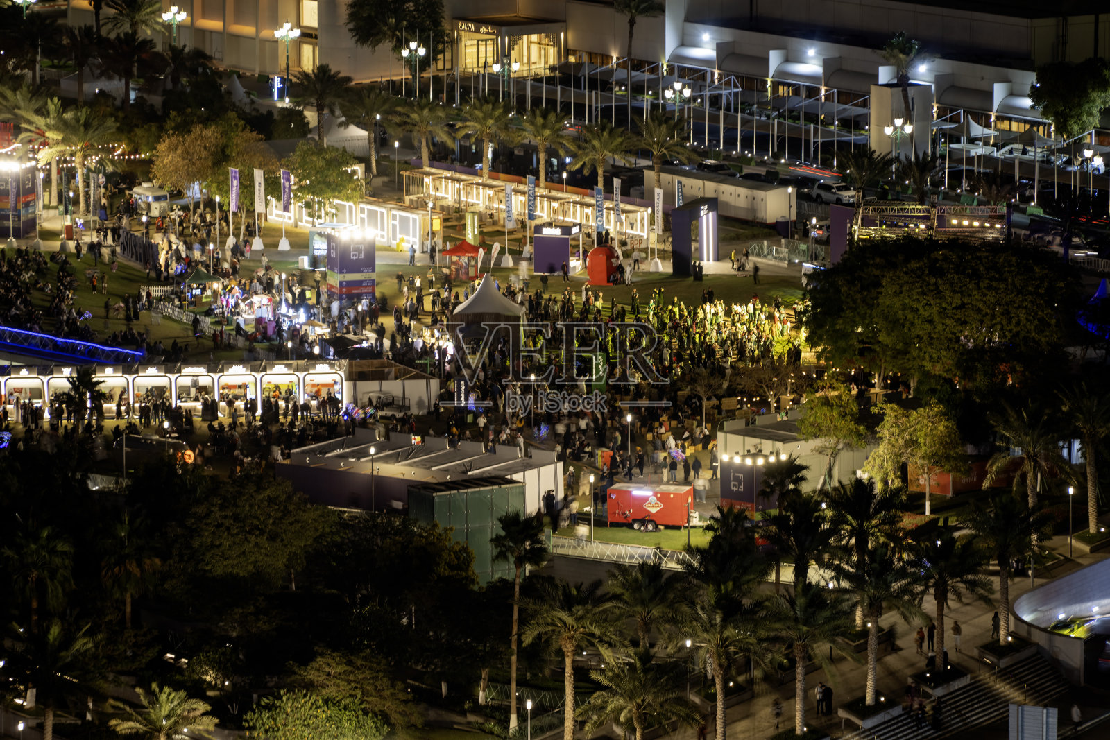 卡塔尔国际美食节2025的酒店公园鸟瞰图照片摄影图片