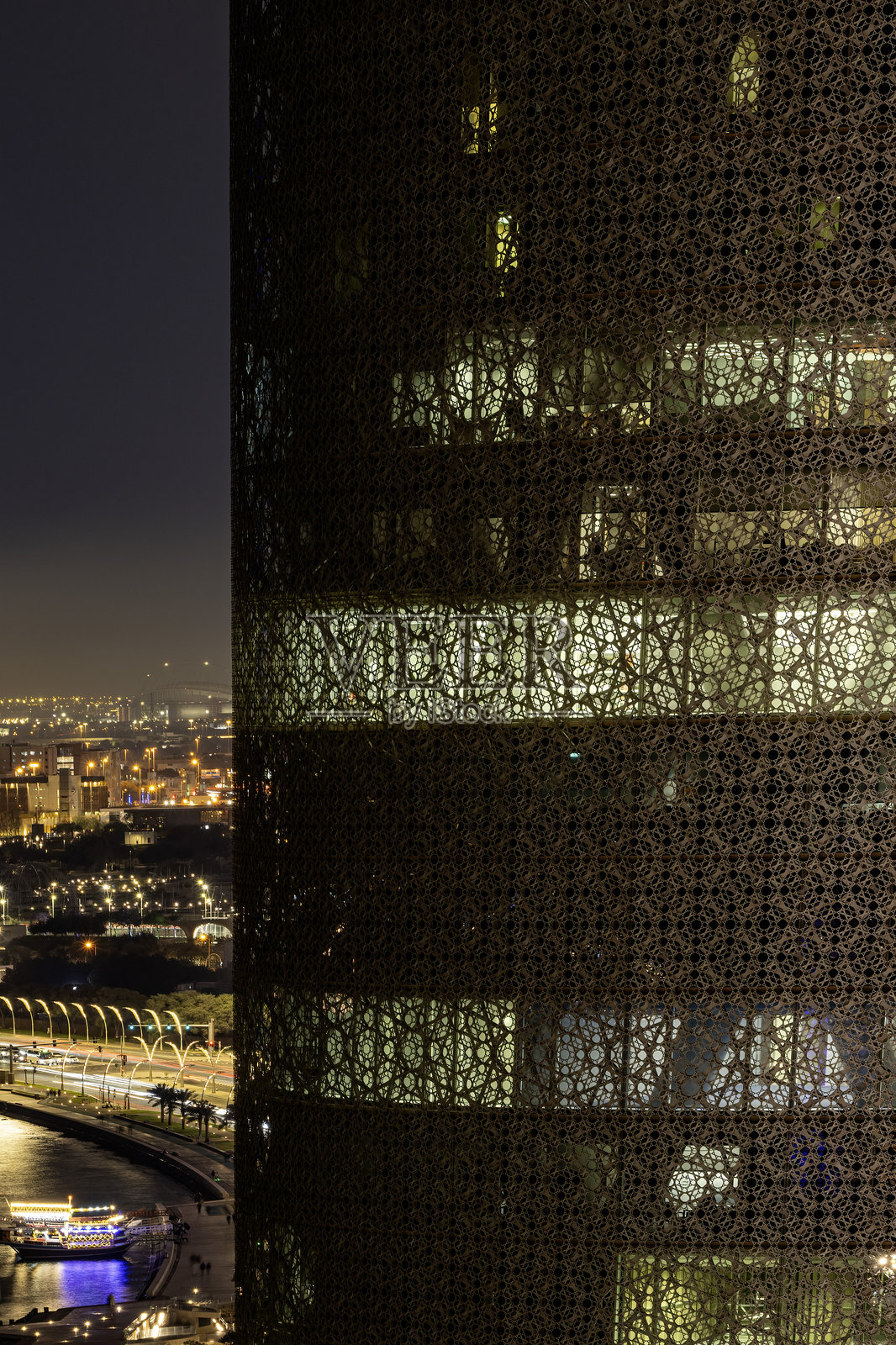 多哈塔的夜间空中视角。标志性的多哈塔。照片摄影图片
