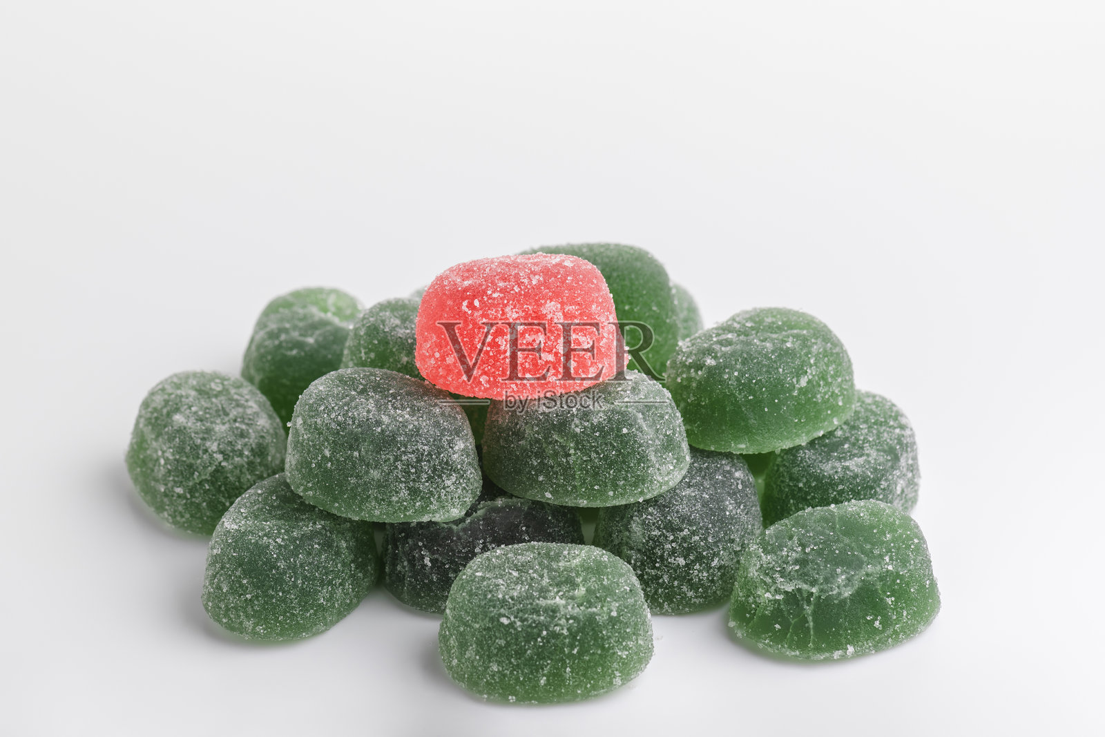 果冻苹果绿色糖果。瑞典软糖。照片摄影图片