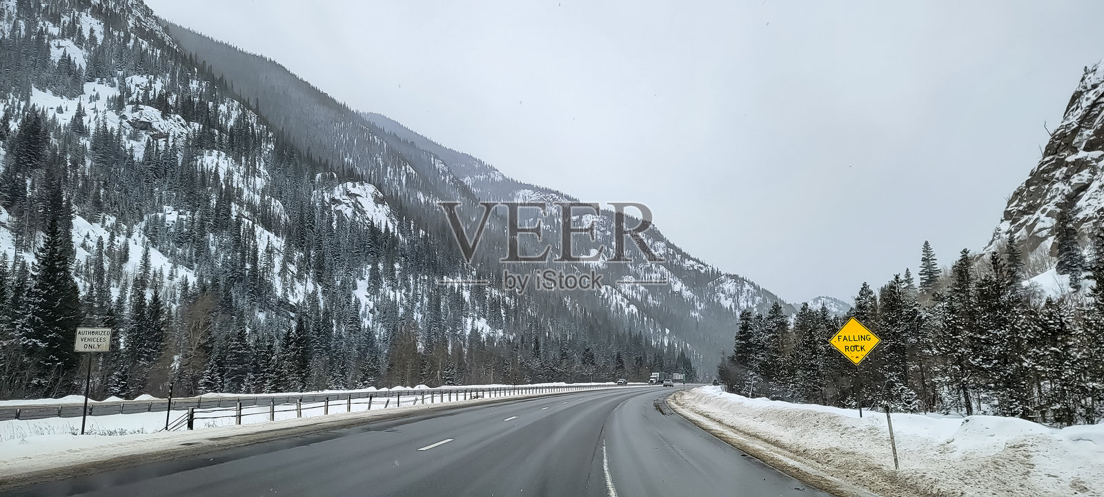 科罗拉多州维尔的滑雪活动照片摄影图片