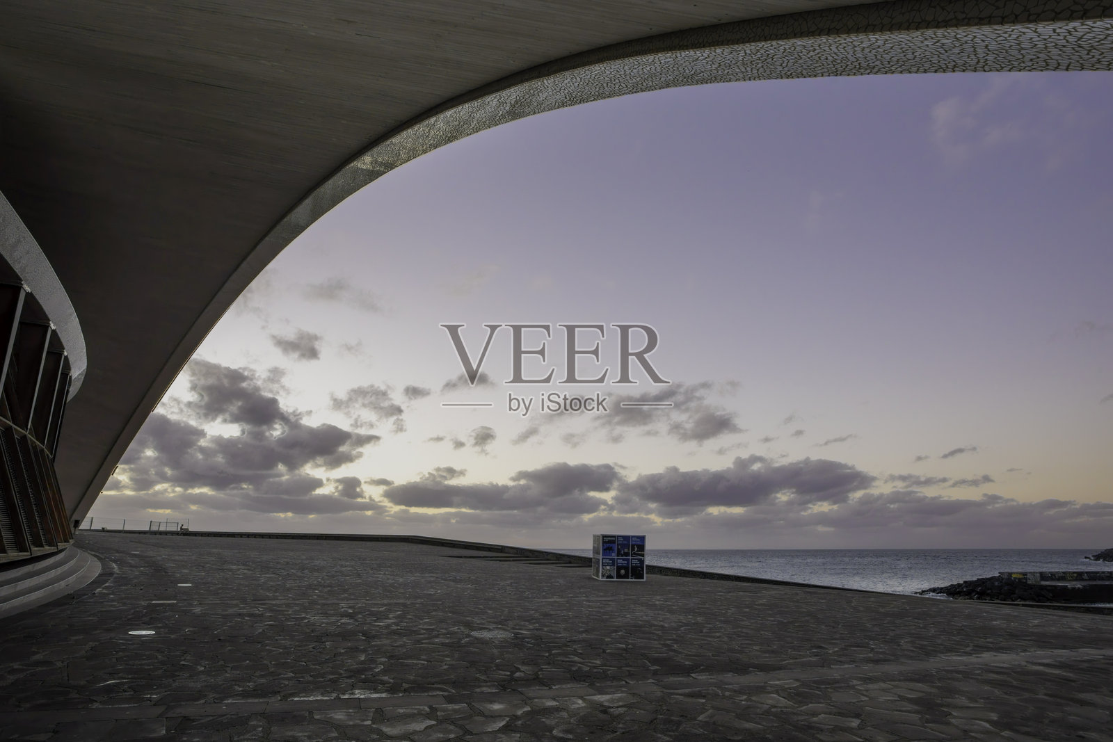 圣克鲁斯德特内里费的礼堂日出景象照片摄影图片