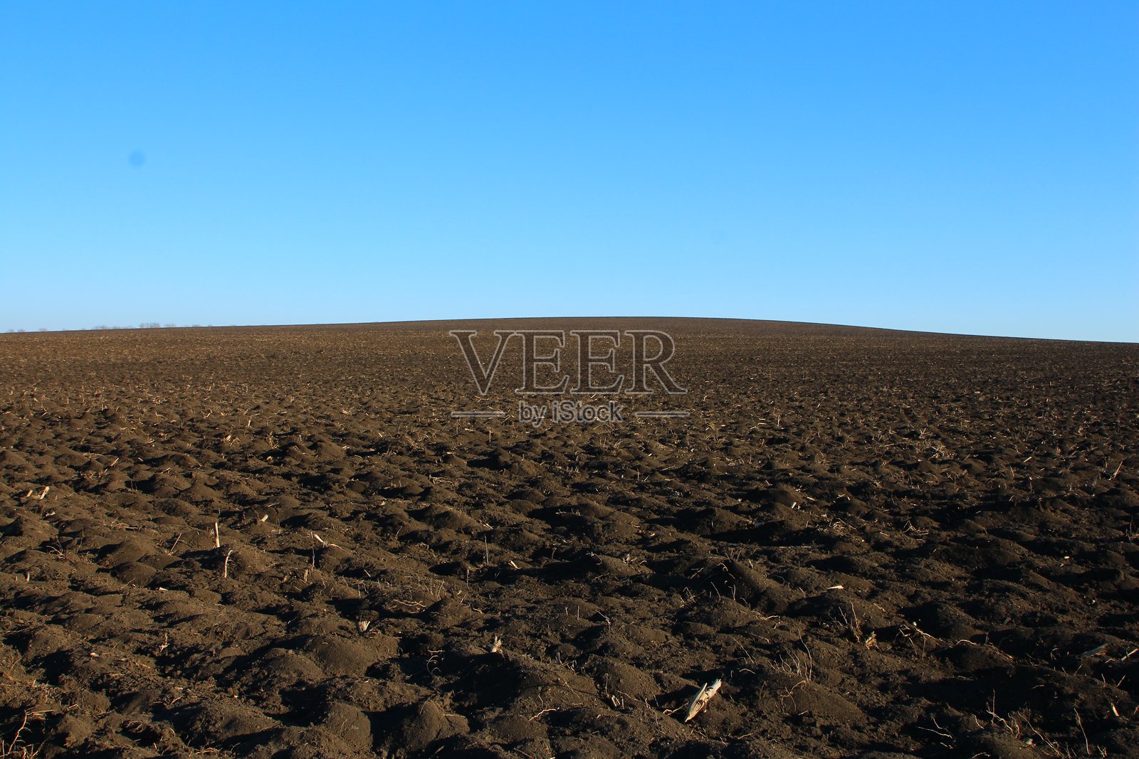 广阔的平坦景观照片摄影图片