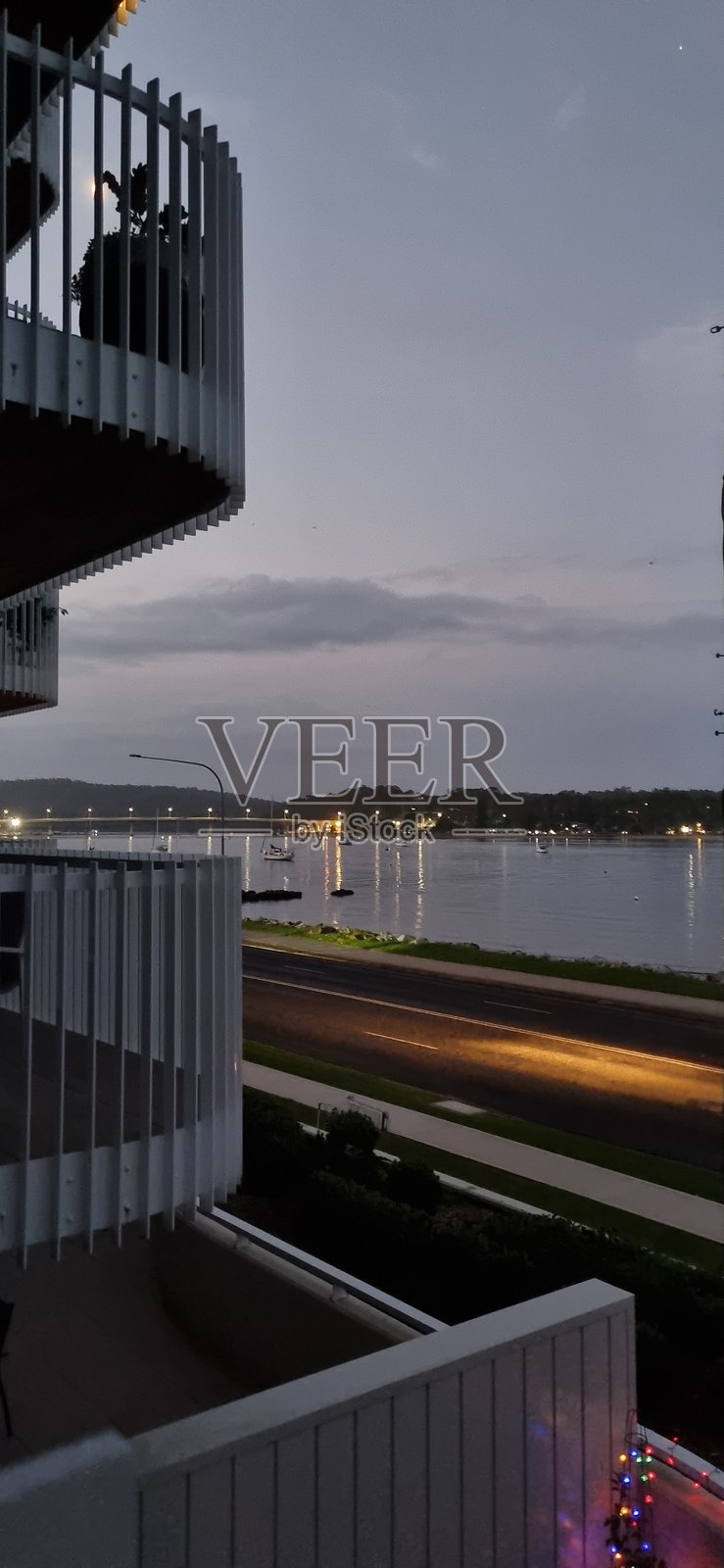 宁静的夜晚照片摄影图片