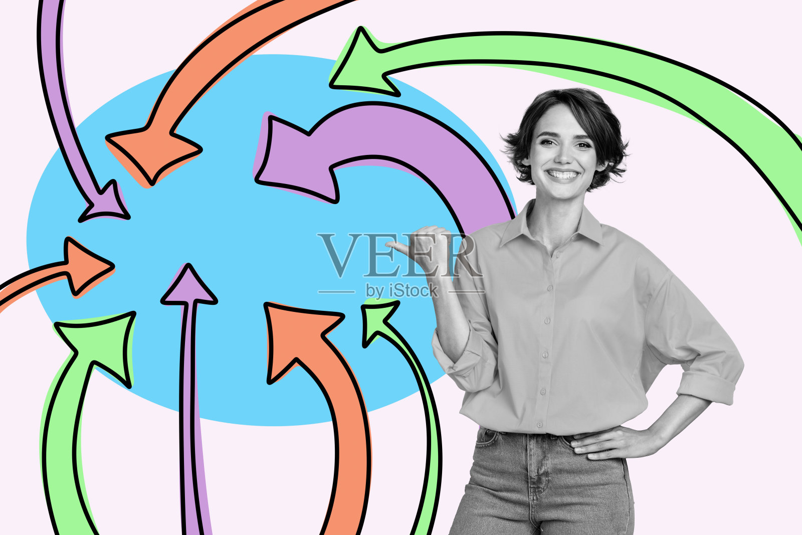 快乐漂亮女孩的合成照片拼贴，指着箭头统计成就，背景为涂鸦风格。照片摄影图片