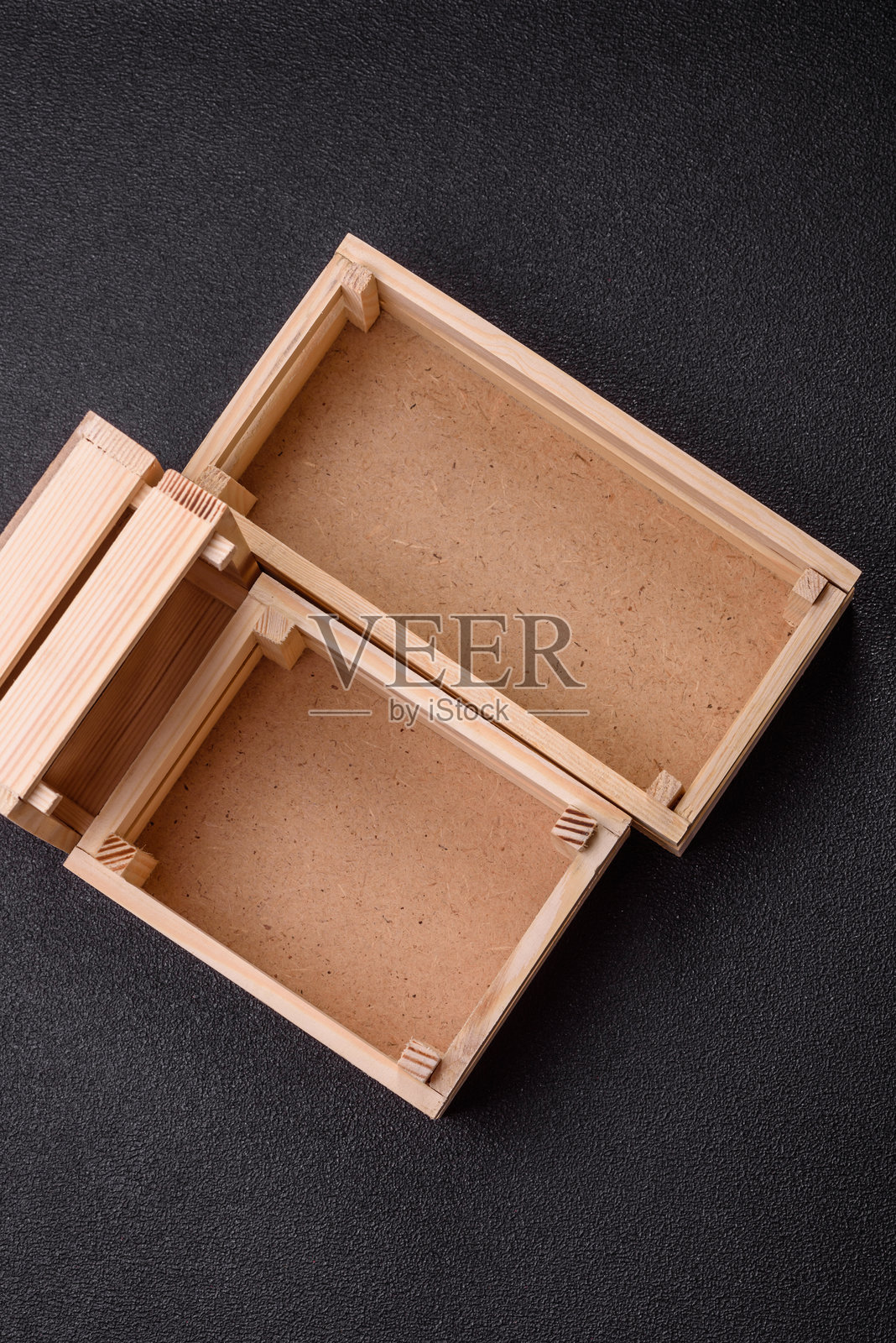 空木箱用于盛放水果或蔬菜照片摄影图片