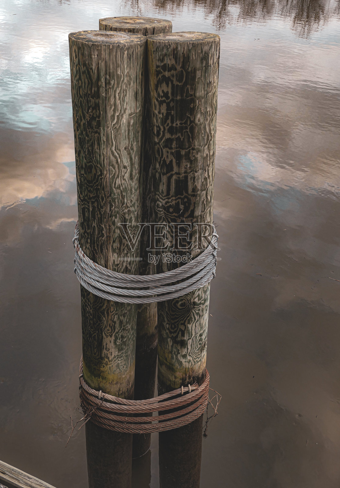 木制坡道支架照片摄影图片