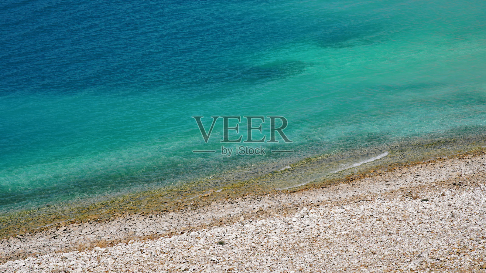 中国的蓝色湖泊照片摄影图片