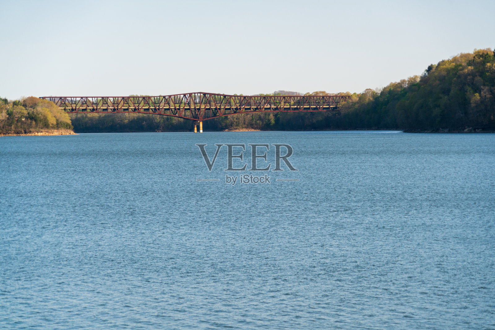 怀茨伯勒休闲区的桥，坎伯兰湖照片摄影图片