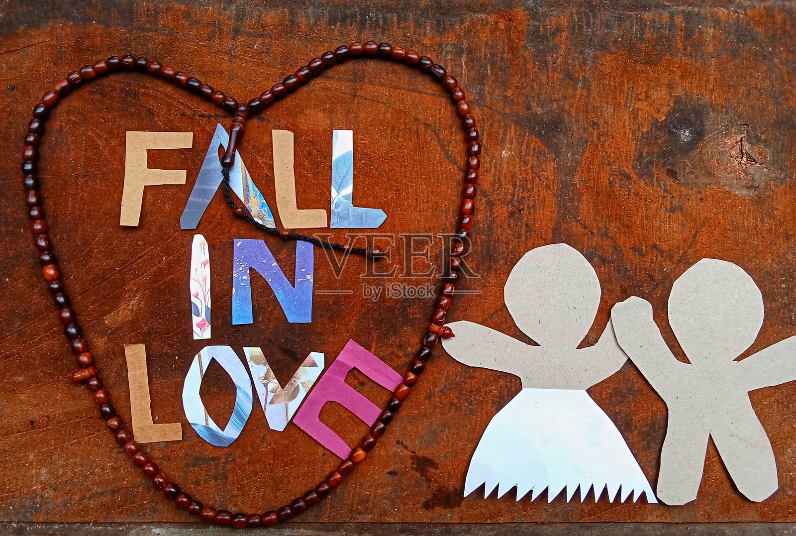 坠入爱河照片摄影图片