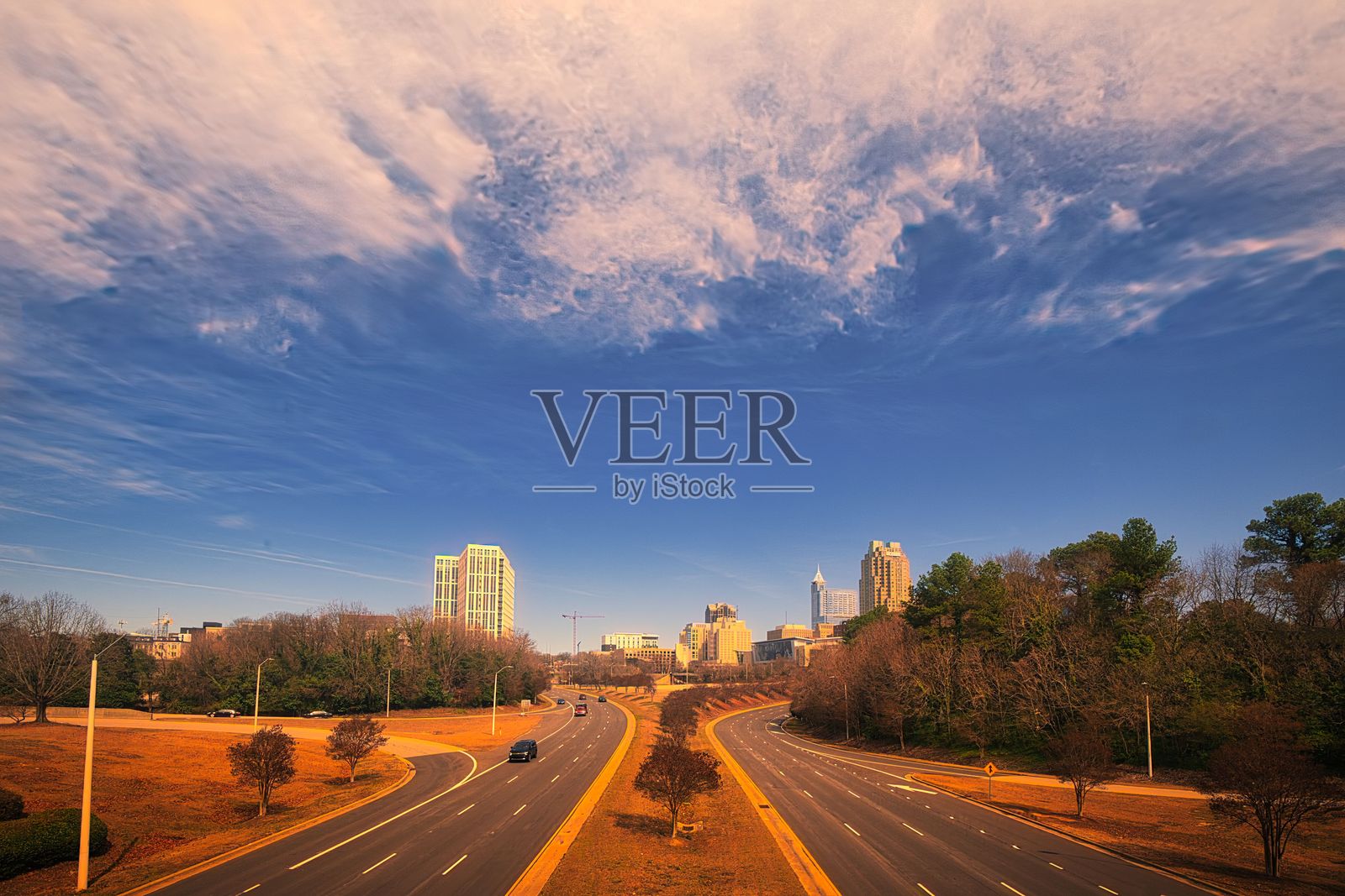 2025年北卡罗来纳州罗利天际线照片摄影图片