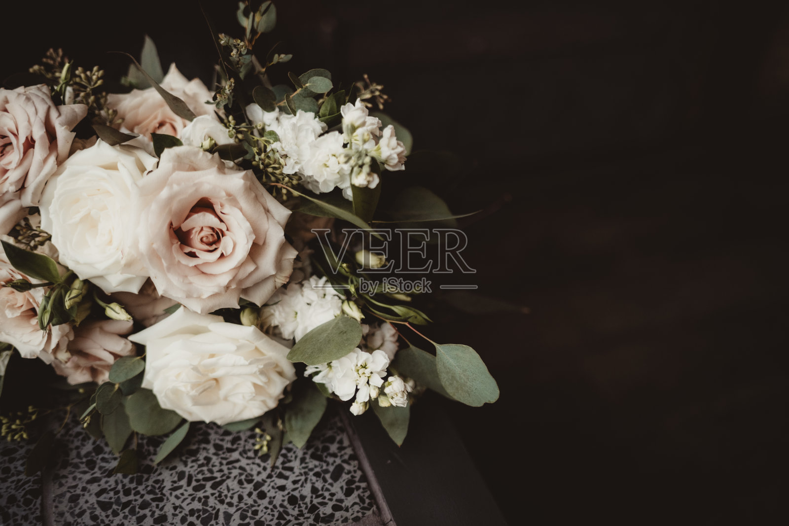 新娘的婚礼花束，留白空间照片摄影图片