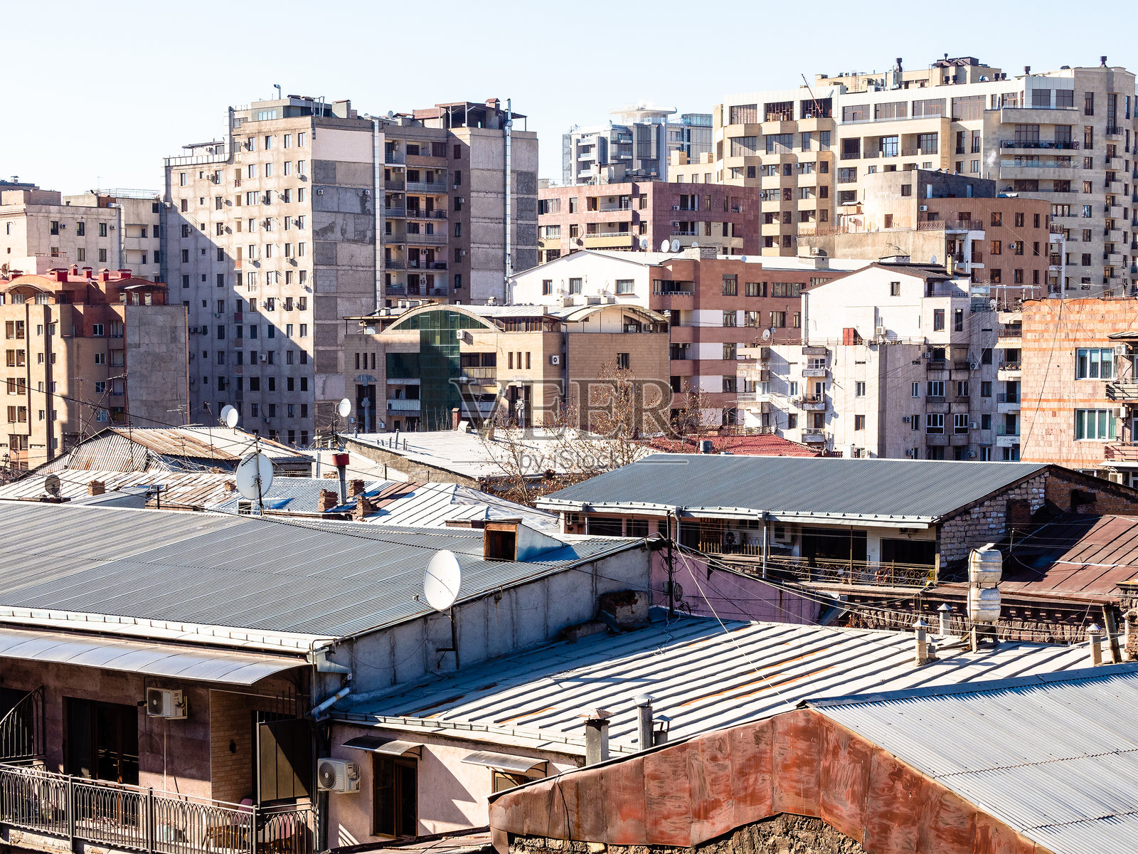 埃里温肯特龙区的密集开发照片摄影图片