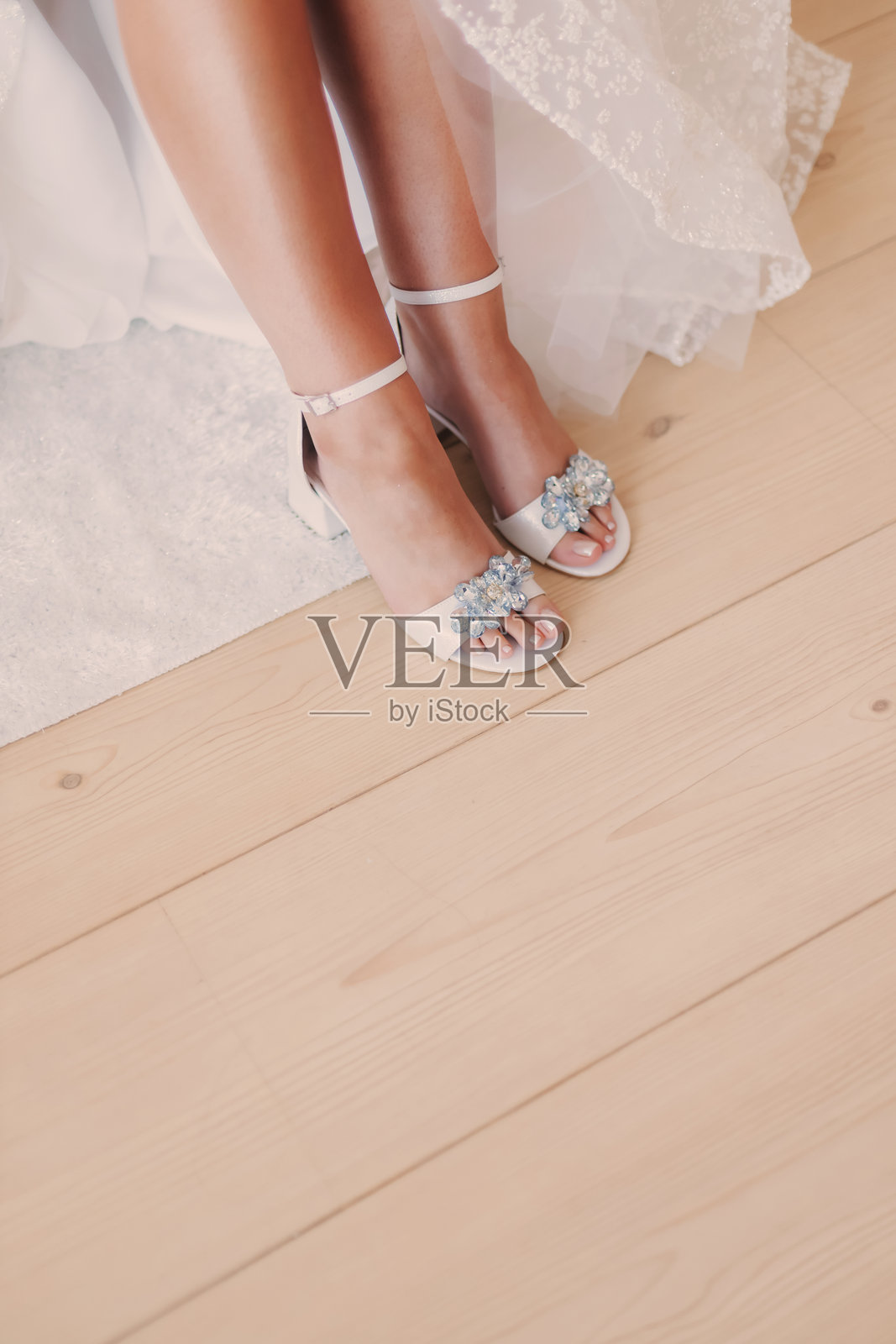 高跟婚鞋，新娘婚礼服装的重要组成部分照片摄影图片