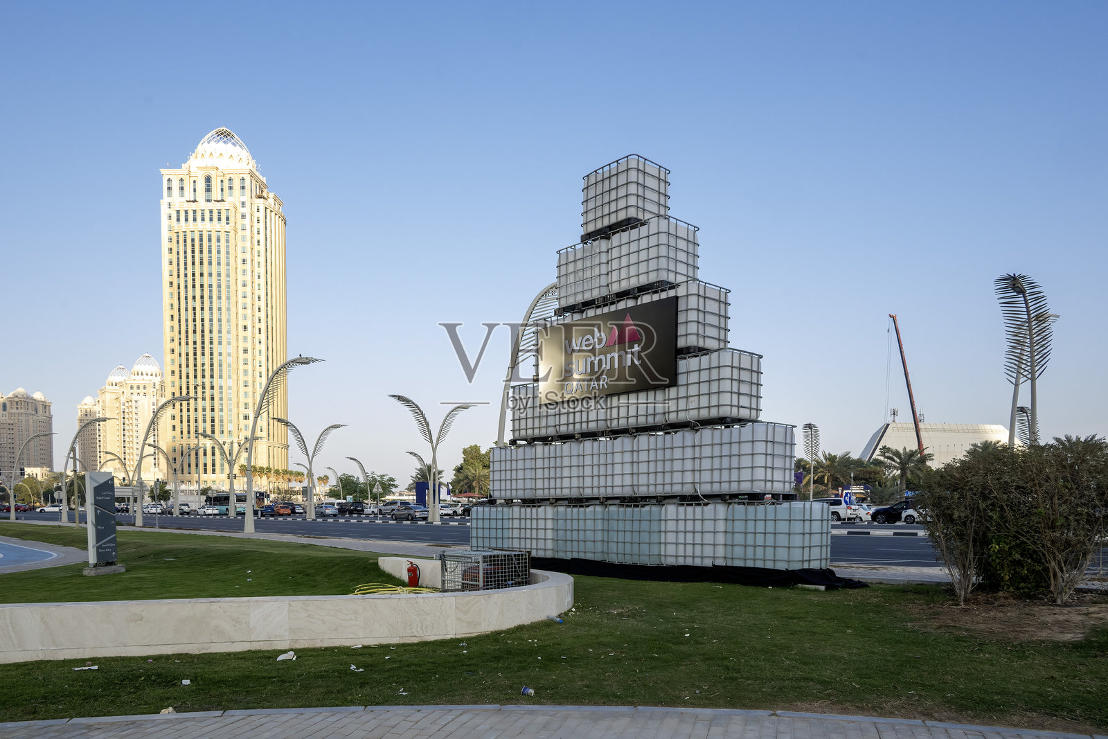 2025年多哈网络峰会活动标志照片摄影图片