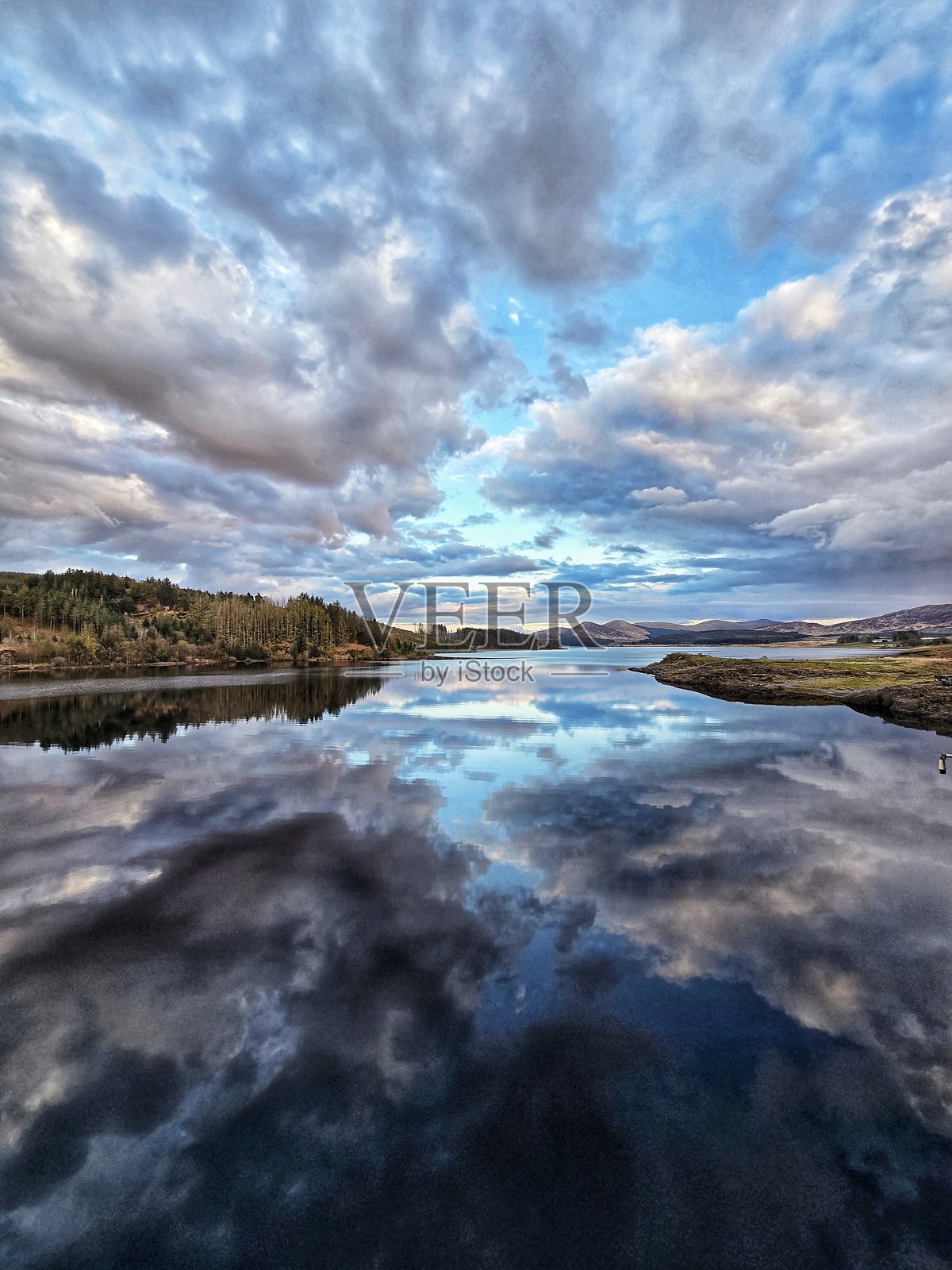 倒影照片摄影图片