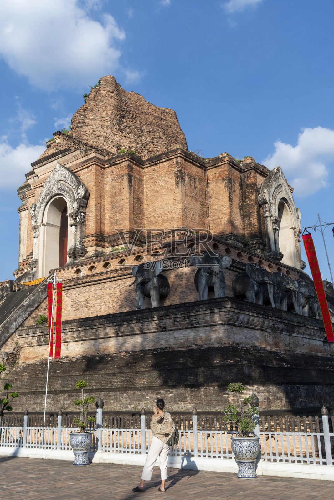 清迈的瓦切迪卢昂寺，泰国照片摄影图片
