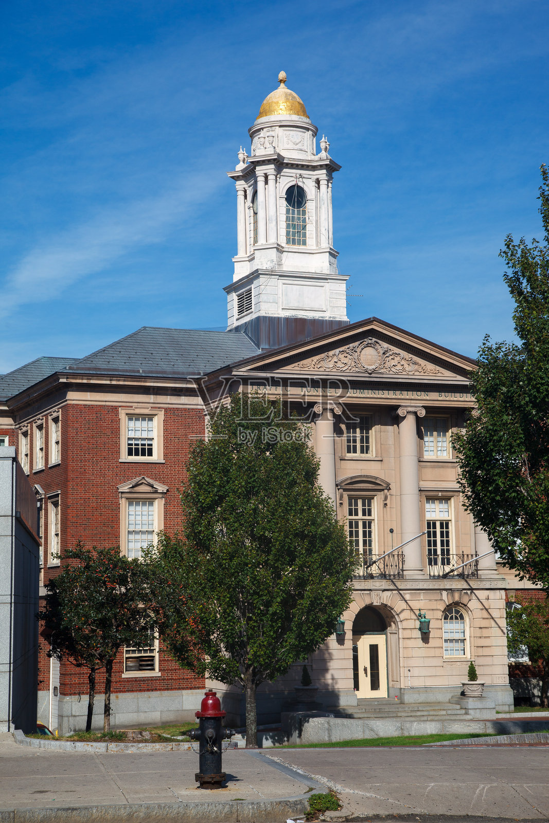 波士顿市中心的交通隧道管理历史建筑，马萨诸塞州，美国照片摄影图片