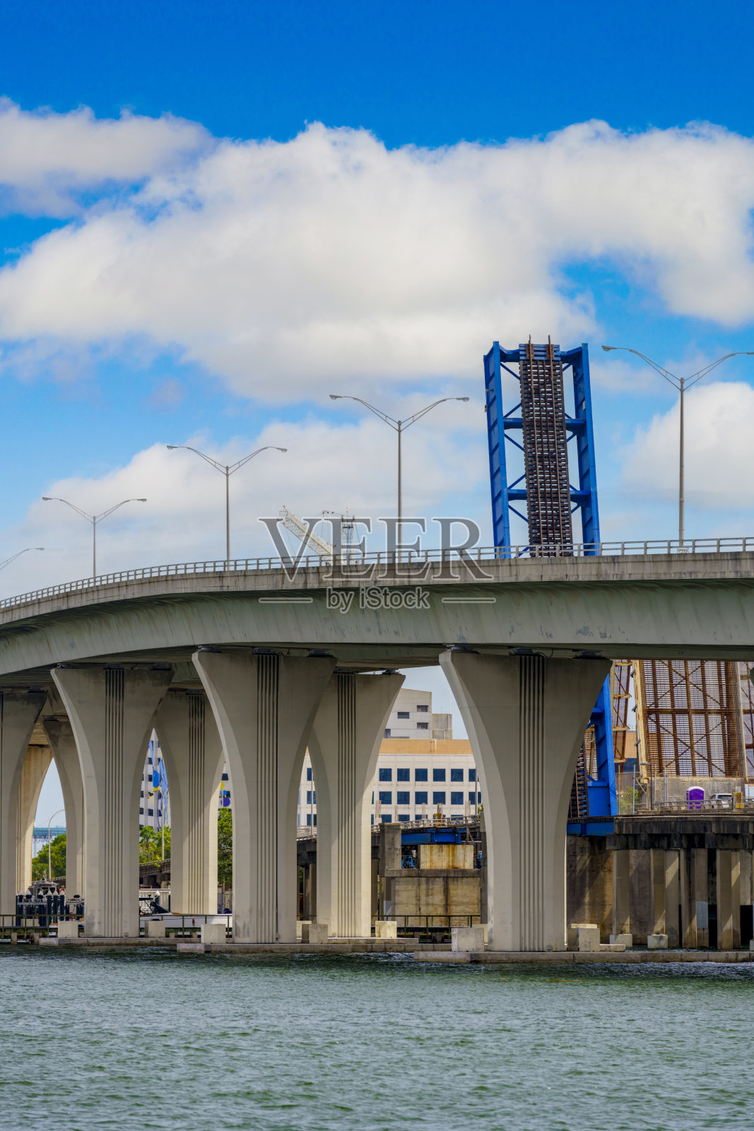迈阿密港桥，佛罗里达州，美国市中心照片摄影图片
