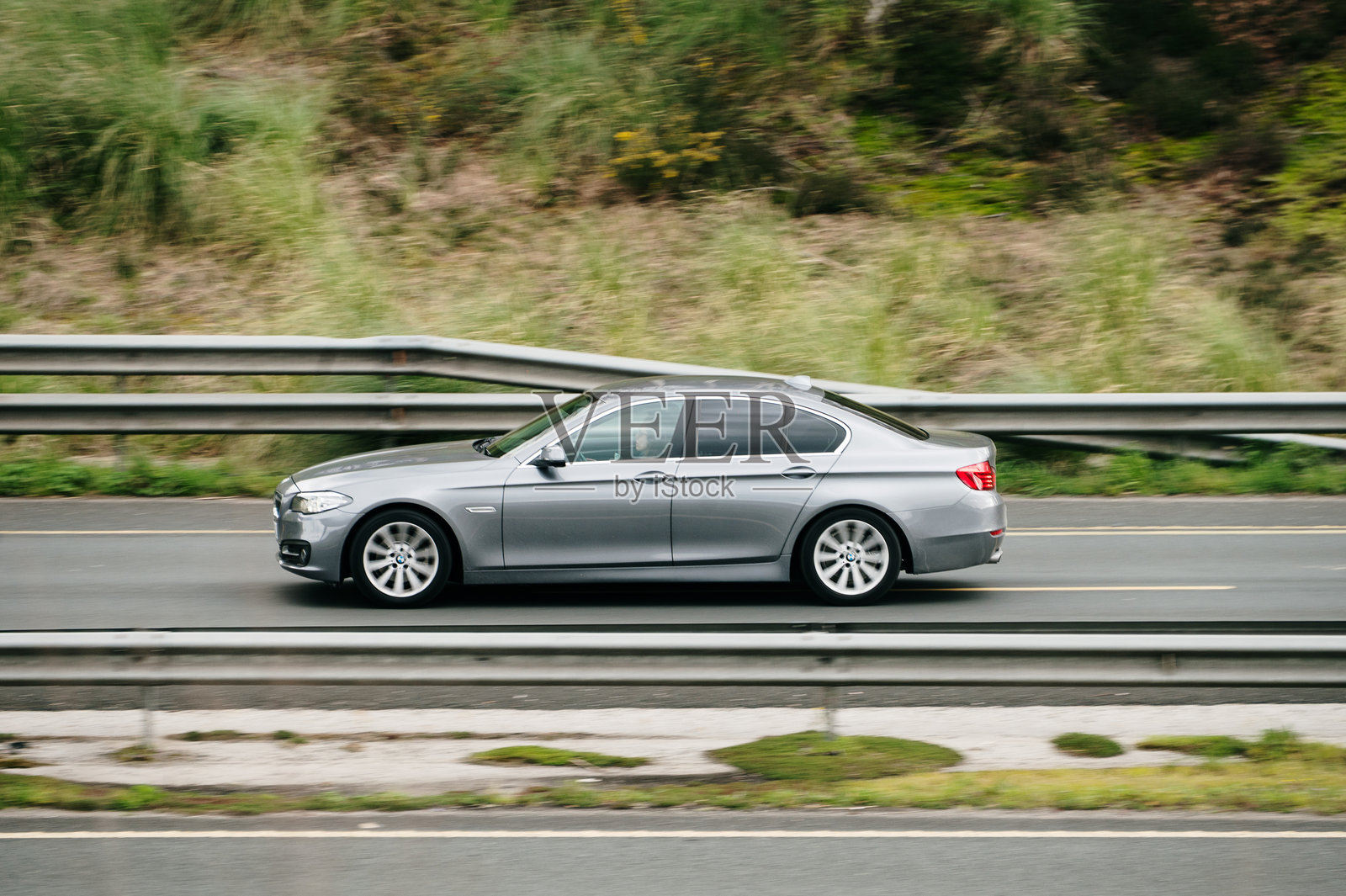 宝马5系照片摄影图片