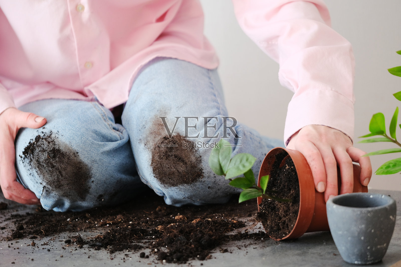 衣物上的日常污渍概念照片摄影图片