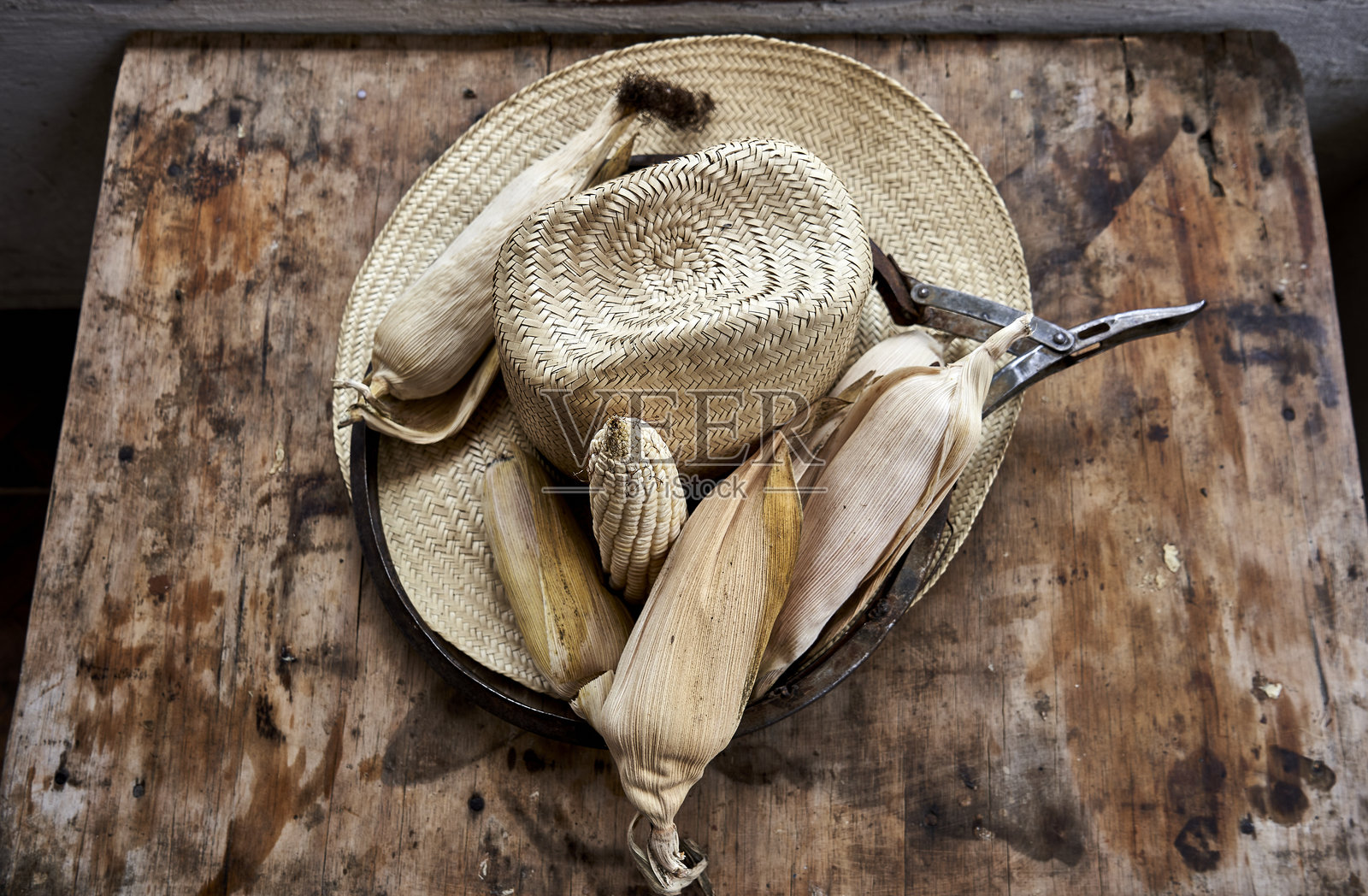 帽子和玉米照片摄影图片