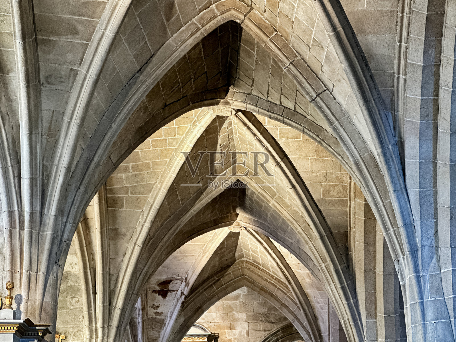 迪南的哥特式拱门照片摄影图片