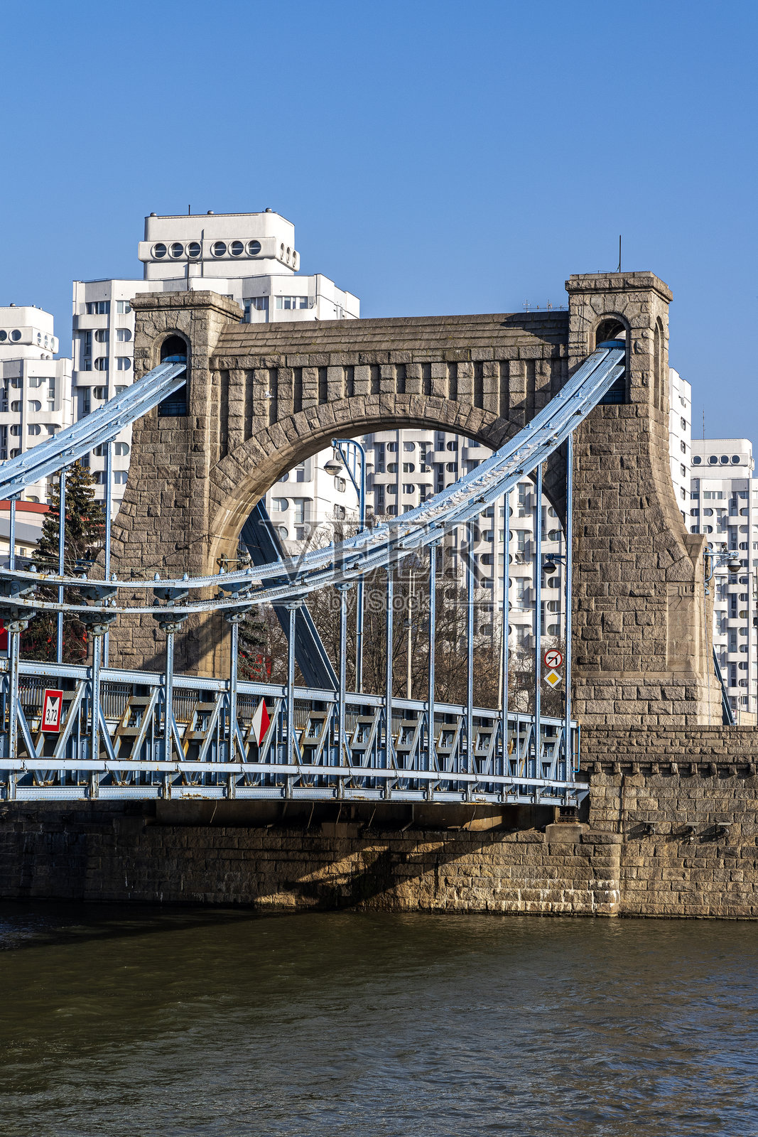 格伦瓦尔德桥横跨奥德河。波兰弗罗茨瓦夫照片摄影图片