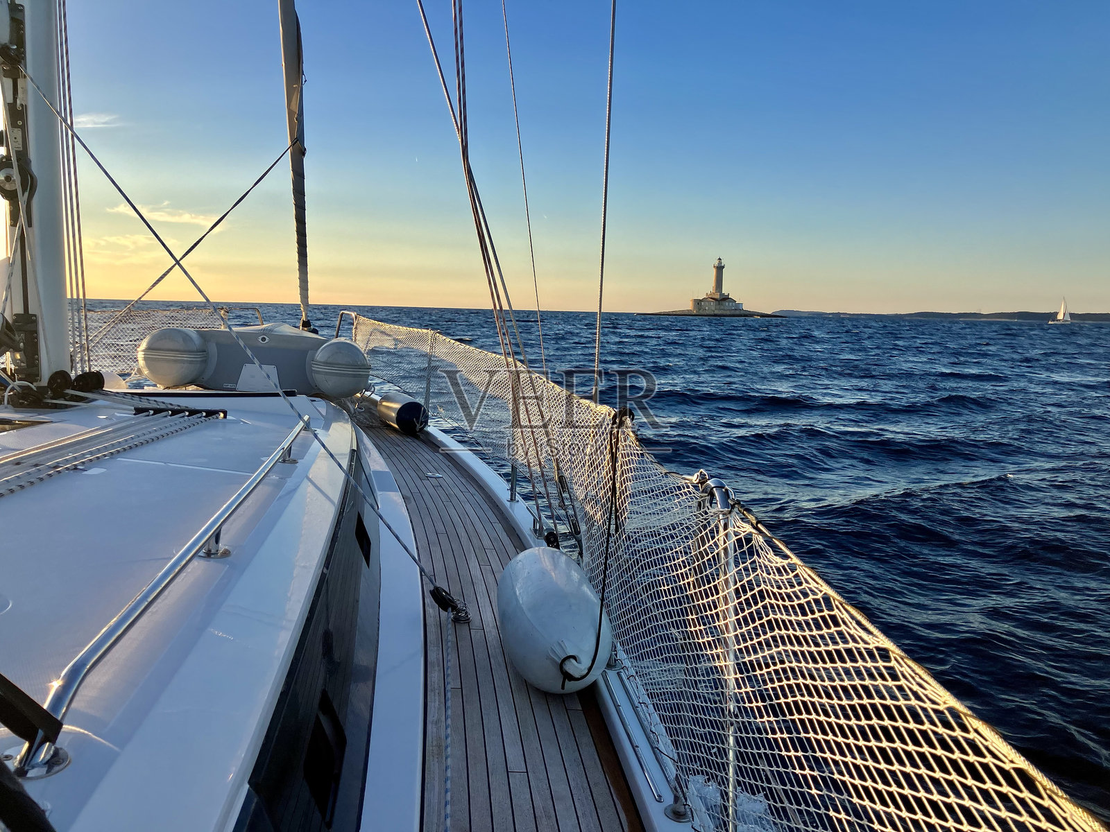 在亚得里亚海北部航行照片摄影图片