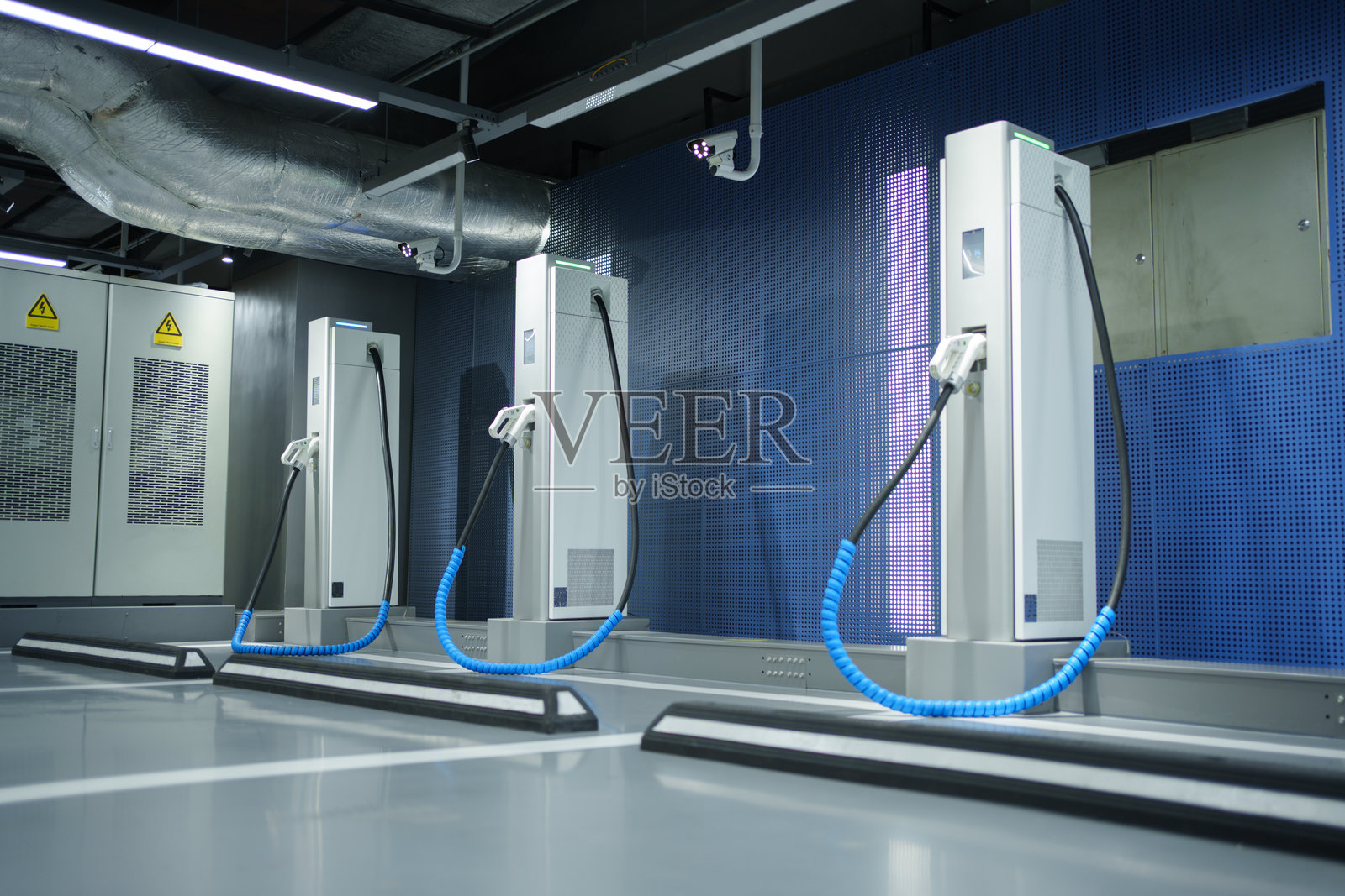 电动车充电站照片摄影图片