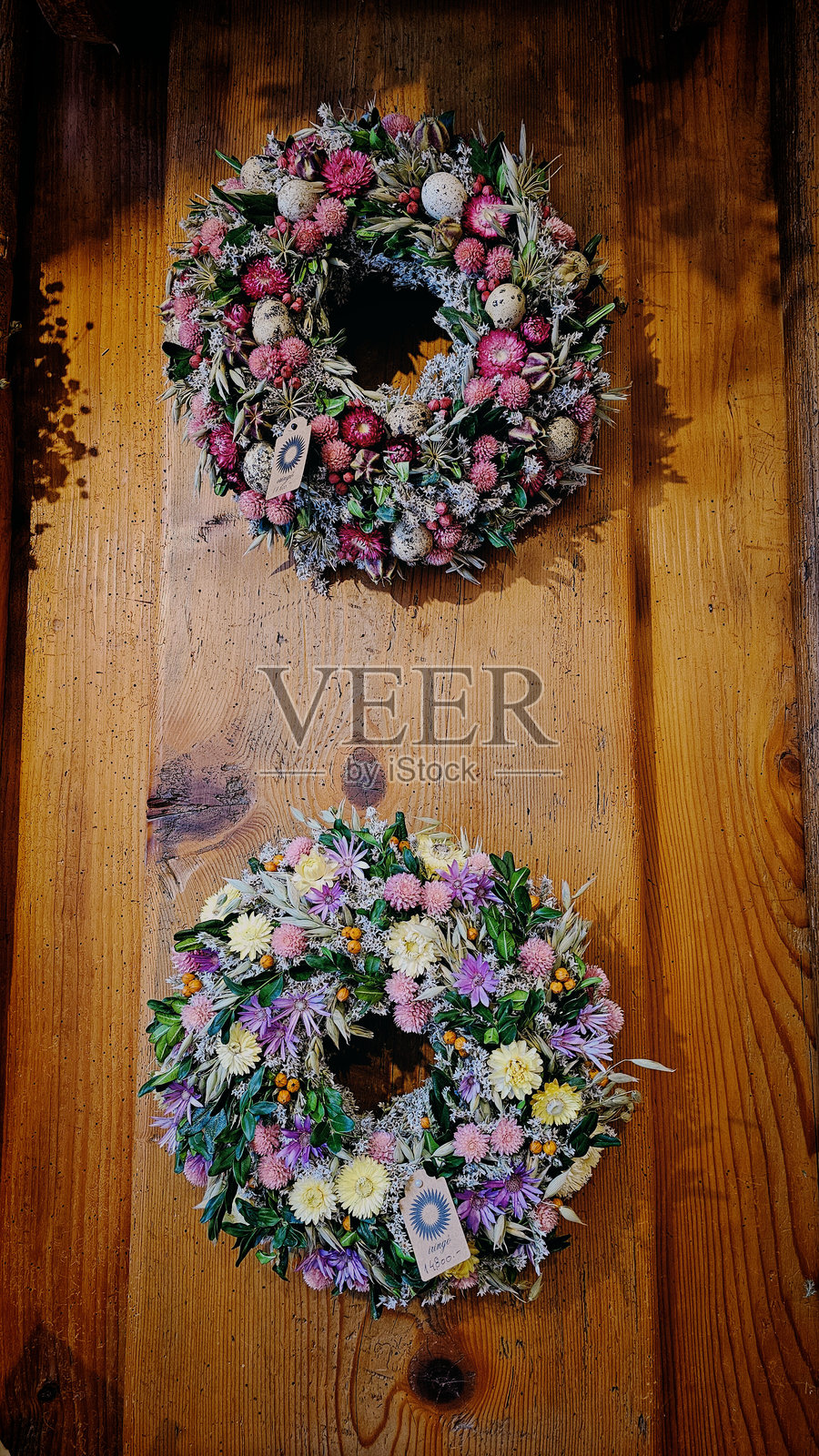 干花和用它们制作的花环照片摄影图片