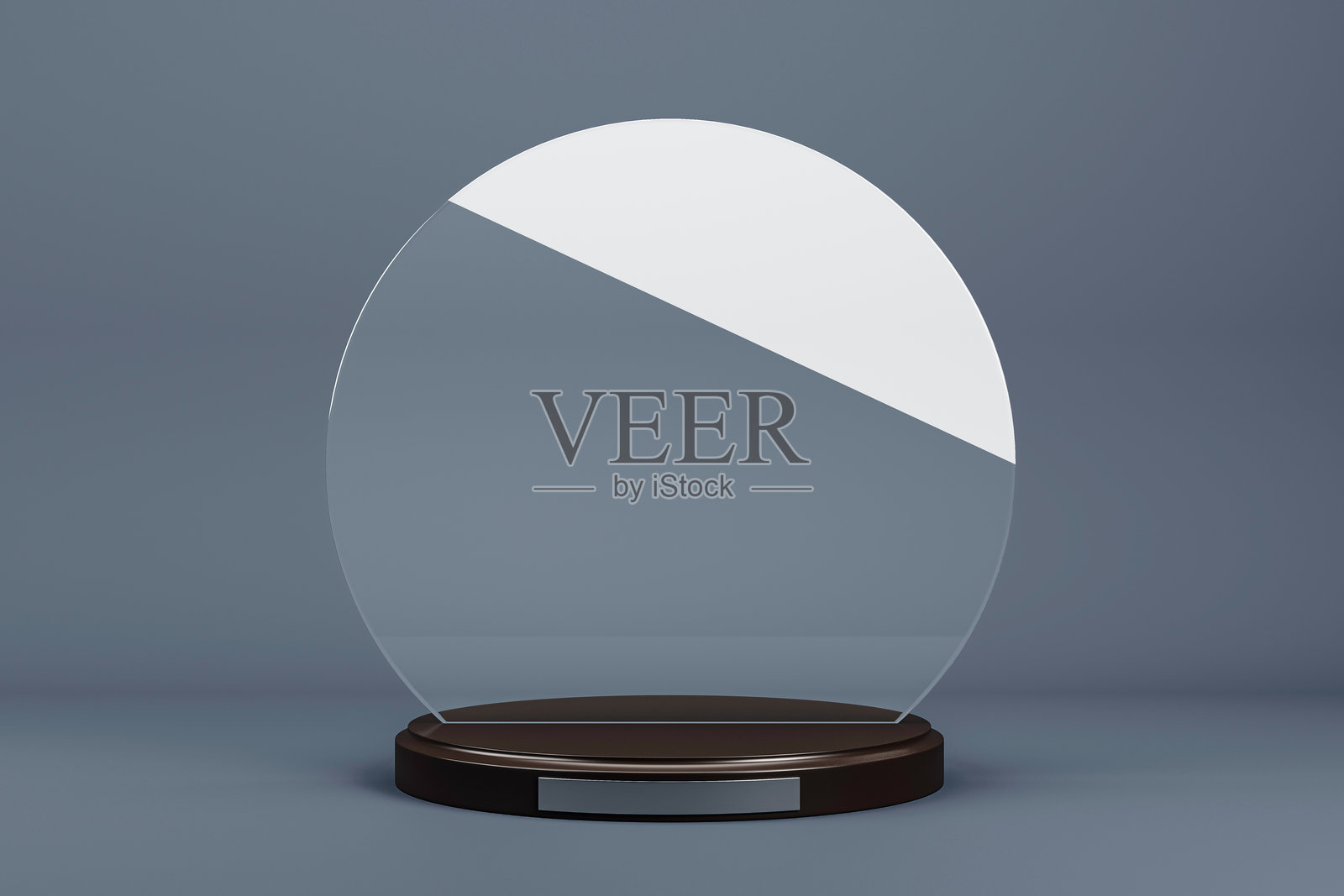 黑色背景上的透明玻璃奖杯模型。3D渲染照片摄影图片