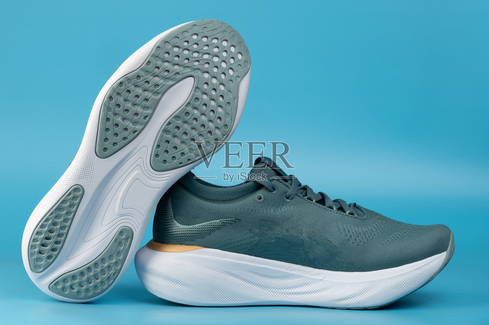 绿色跑鞋照片摄影图片