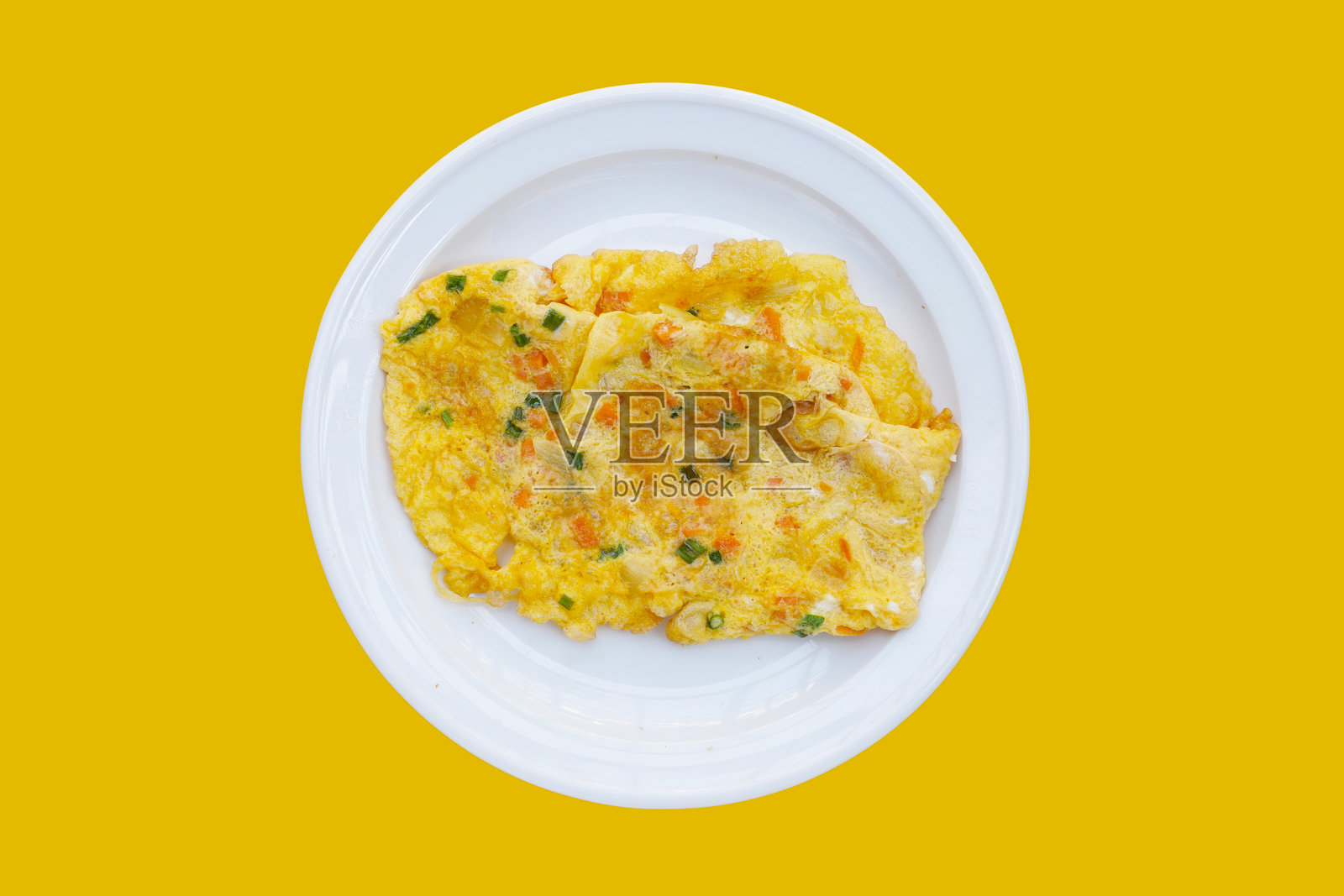 泰式煎蛋放在白色盘子上照片摄影图片