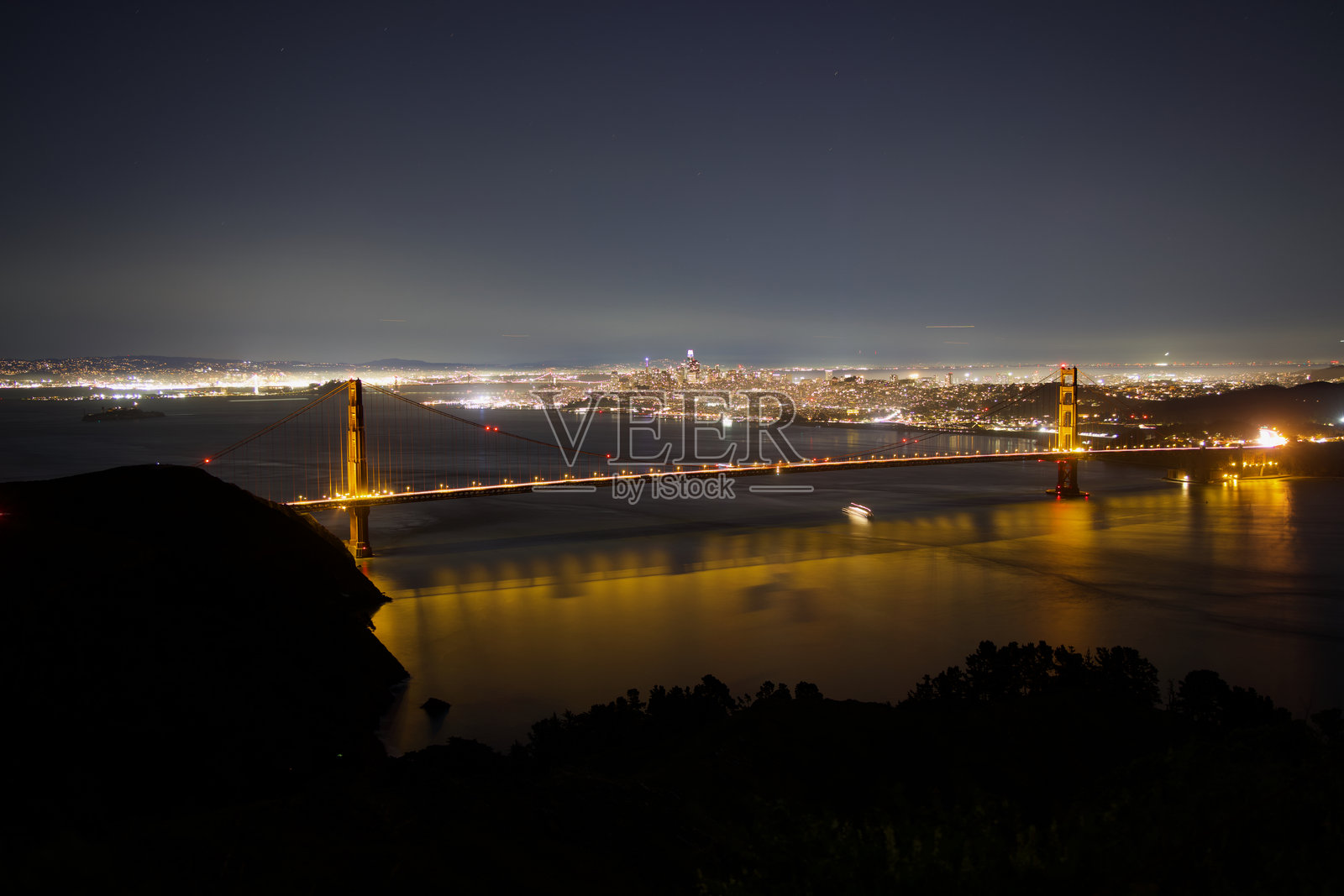 夜晚的金门大桥照片摄影图片