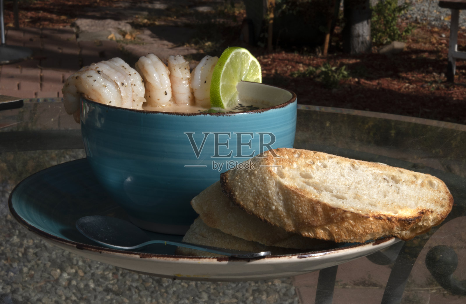 椰子虾汤口味照片摄影图片