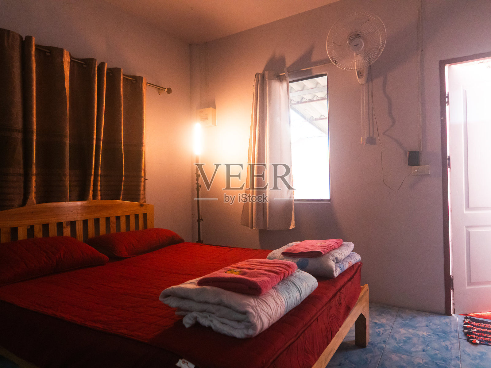 靠近因他农山的舒适日租房照片摄影图片