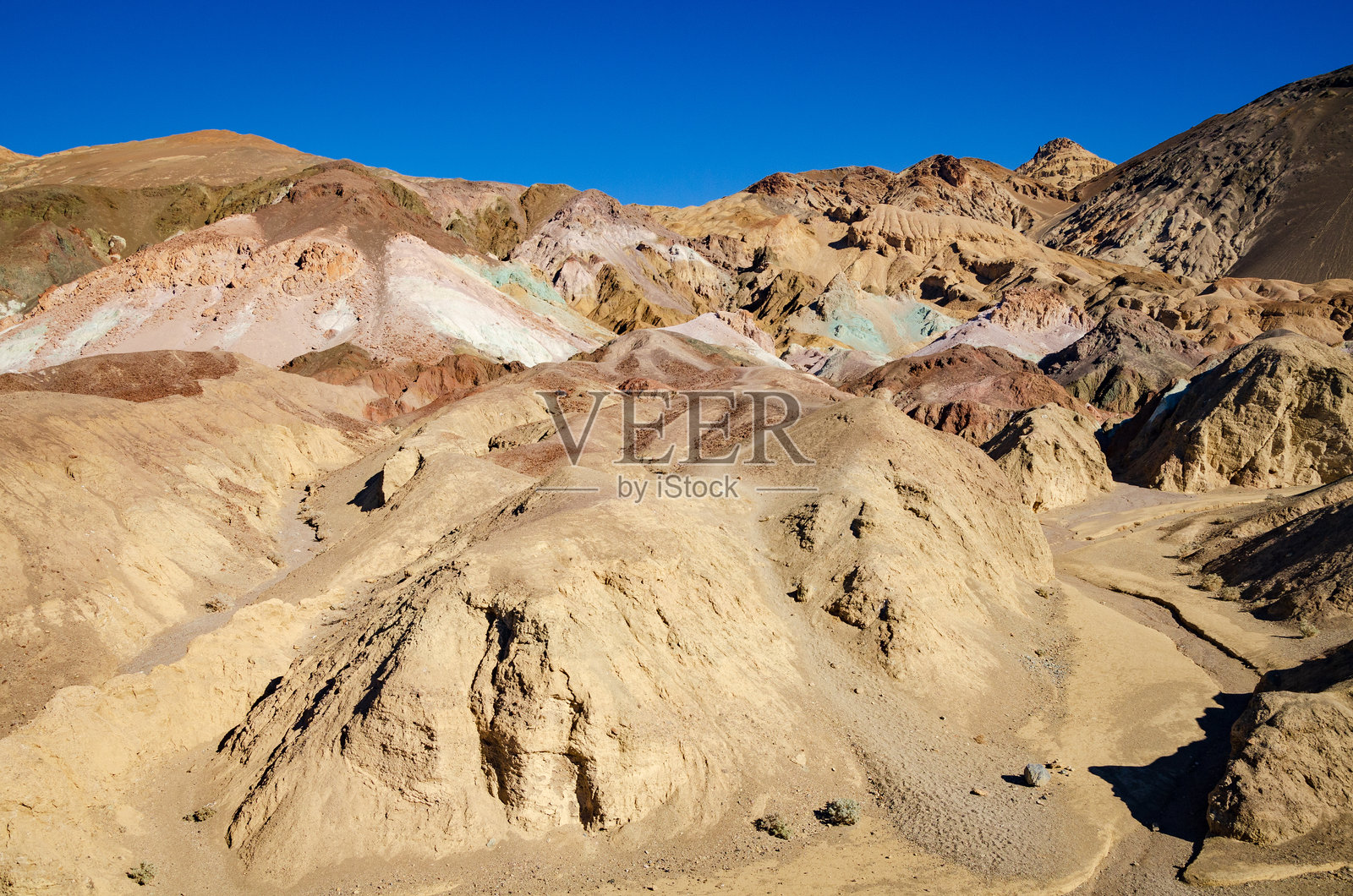 涂鸦沙漠，死亡谷国家公园照片摄影图片