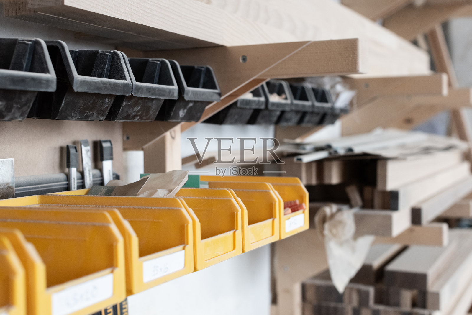 木工车间，零件托盘，毛坯照片摄影图片