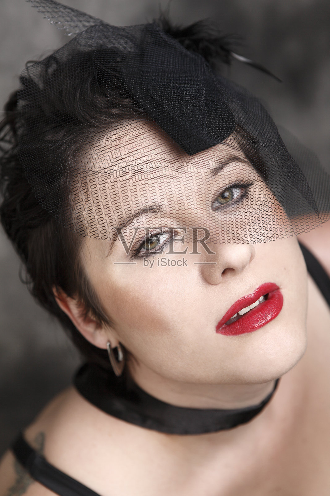 年轻女性的特写镜头照片摄影图片