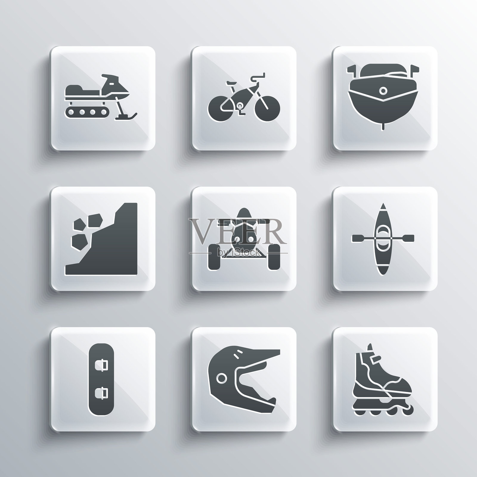 摩托越野车头盔、滑轮滑板、皮划艇、全地形车、滑雪板、山体滑坡、雪地摩托和快艇图标。矢量图。插画图片素材