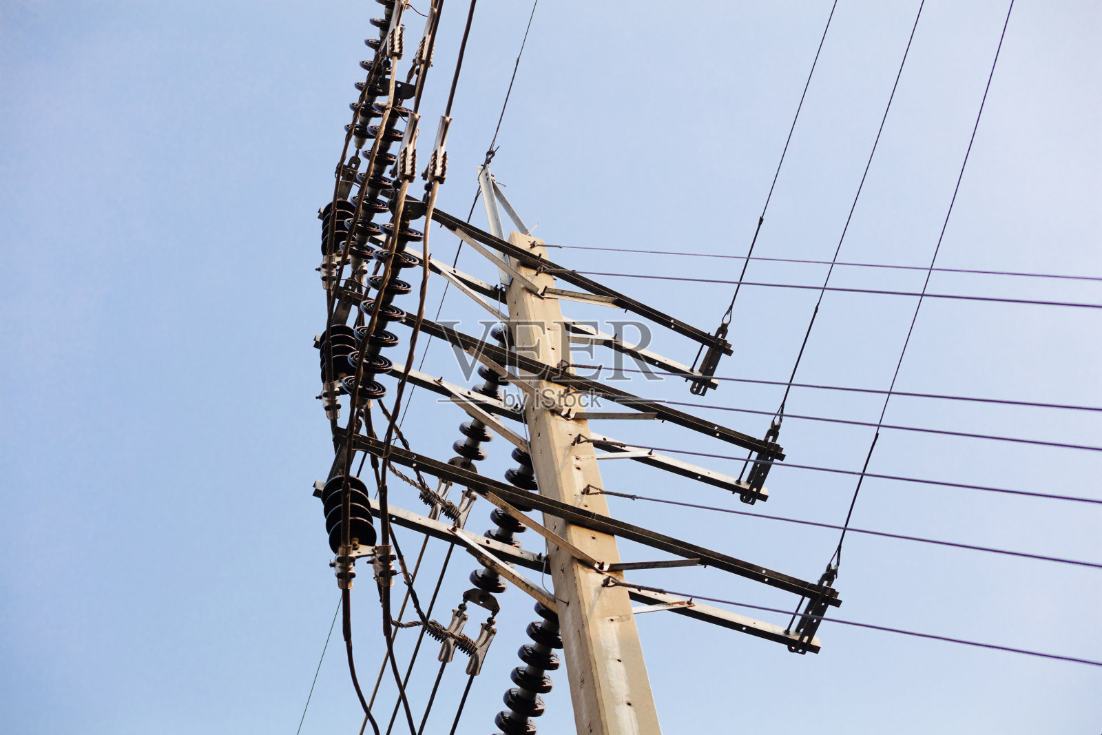 曼谷的低矮电力杆照片摄影图片