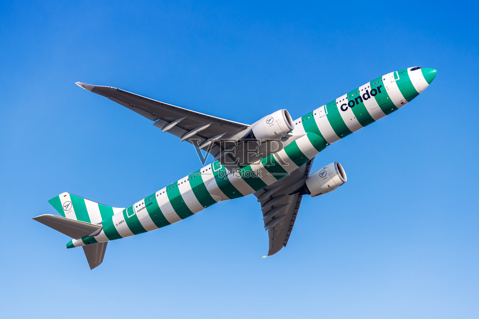 德国法兰克福机场的康多空客A330-900neo飞机照片摄影图片