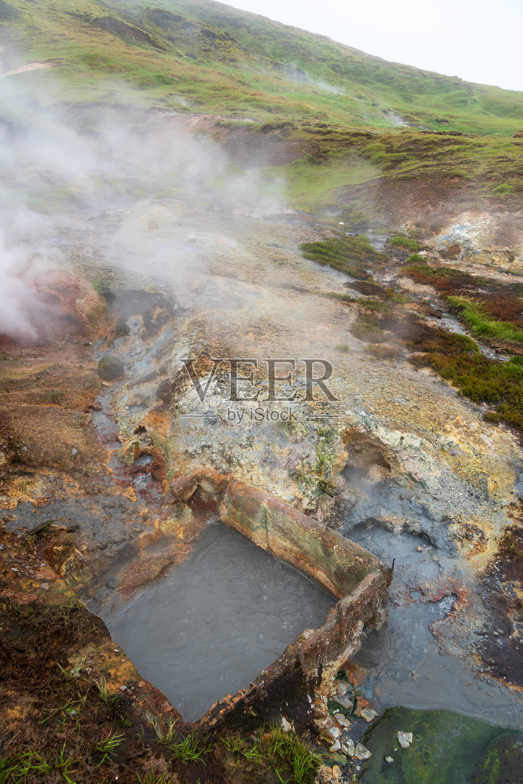 冰岛的赫维拉达利尔地热区照片摄影图片