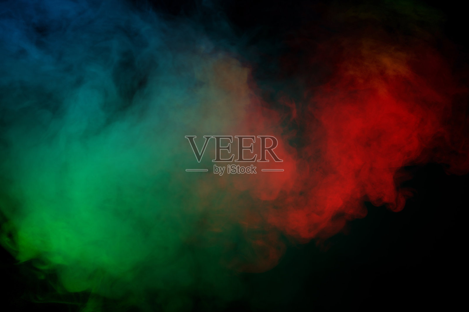 黑色背景上的橙色和红色蒸汽。照片摄影图片