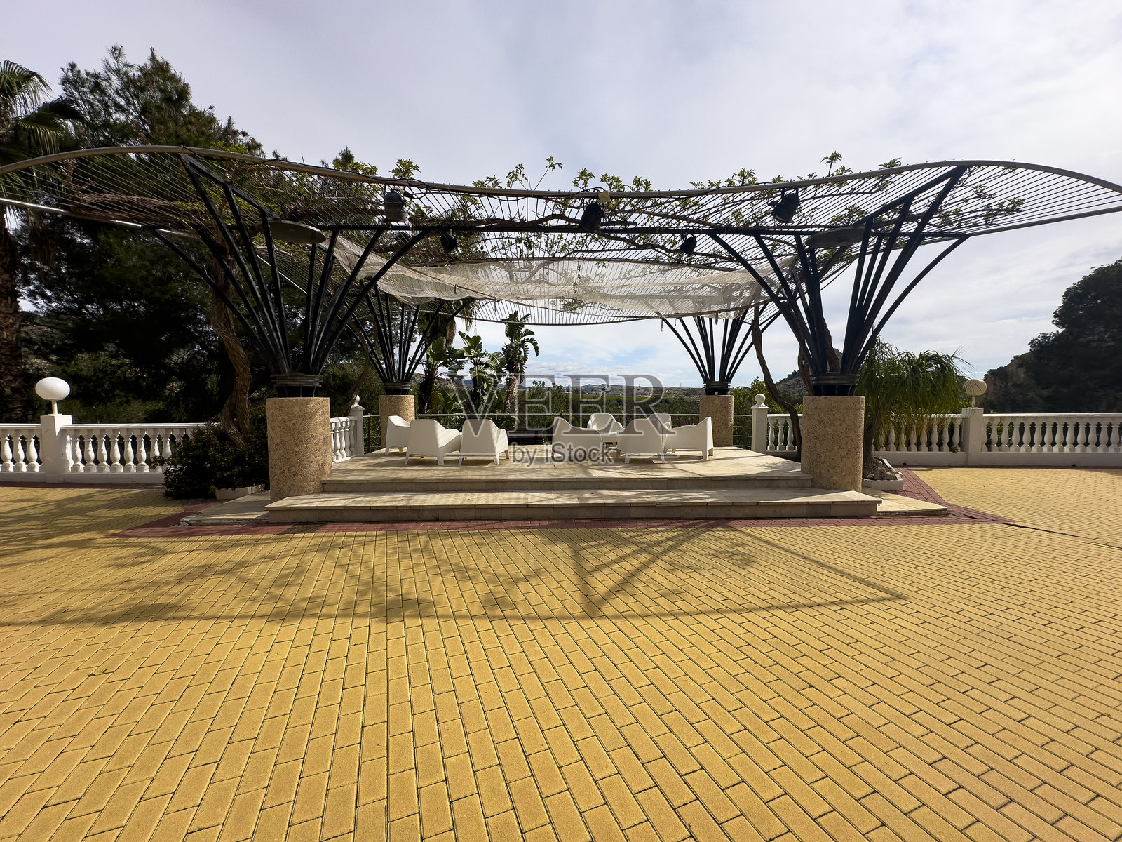 里科特山谷的放松区，塞古拉河，阿尔切纳，穆尔西亚：风景如画的宁静照片摄影图片