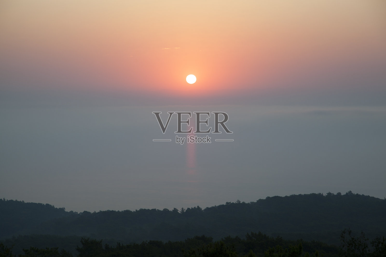 凯梅尔度假小镇的日出照片摄影图片