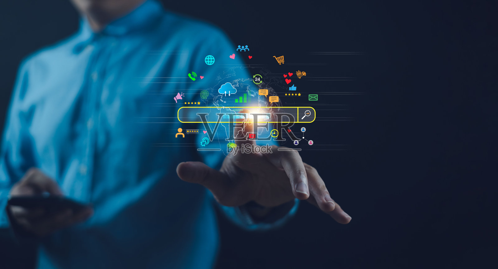 一个人与展示各种社交媒体和科技图标的数字界面互动，象征着连接和信息获取。照片摄影图片