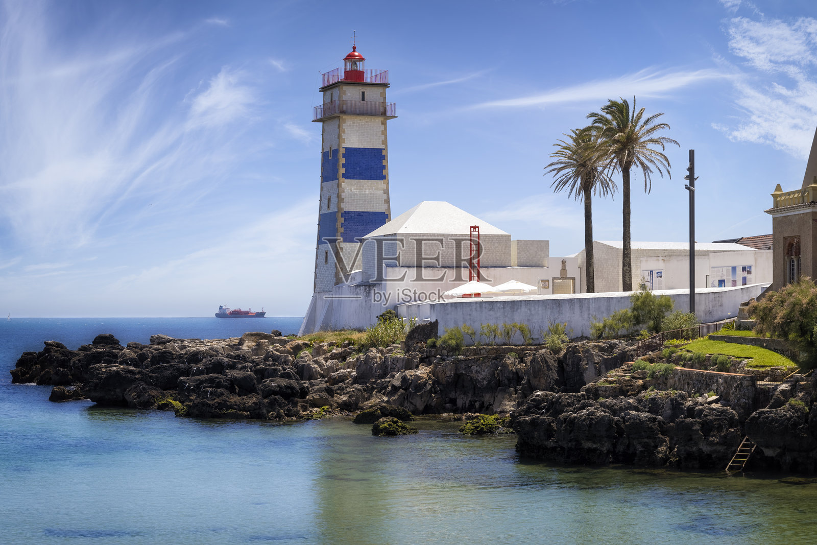 葡萄牙的假期 - 卡斯凯什的圣玛尔塔灯塔照片摄影图片